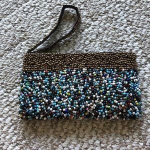 Wristlet multi beaded